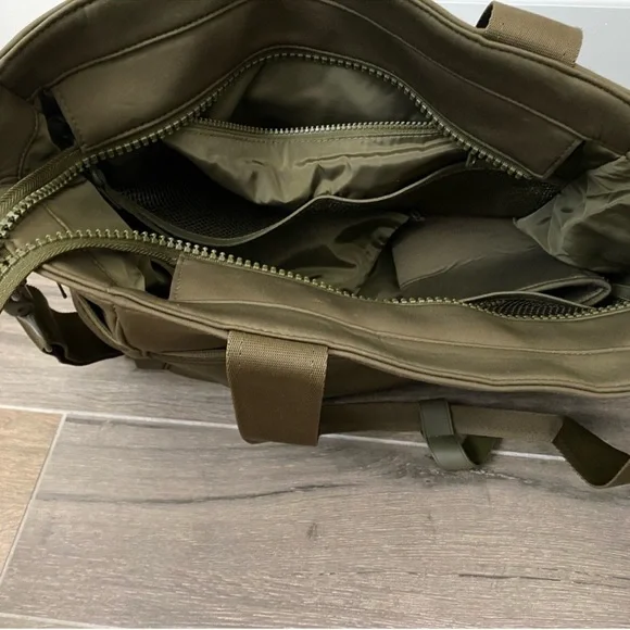 Dagne Dover Wade Olive Green Diaper Bag - Picture 2 of 3